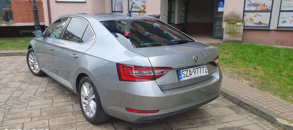 Skoda Superb cena 59500 przebieg: 310315, rok produkcji 2019 z Zawiercie małe 29